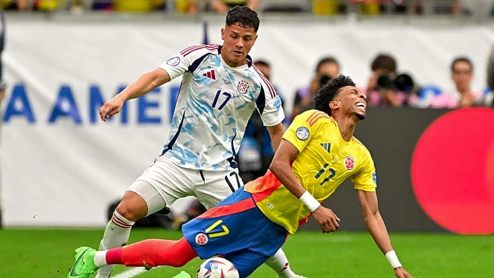 Nashville SC sign Costa Rican striker Warren Madrigal