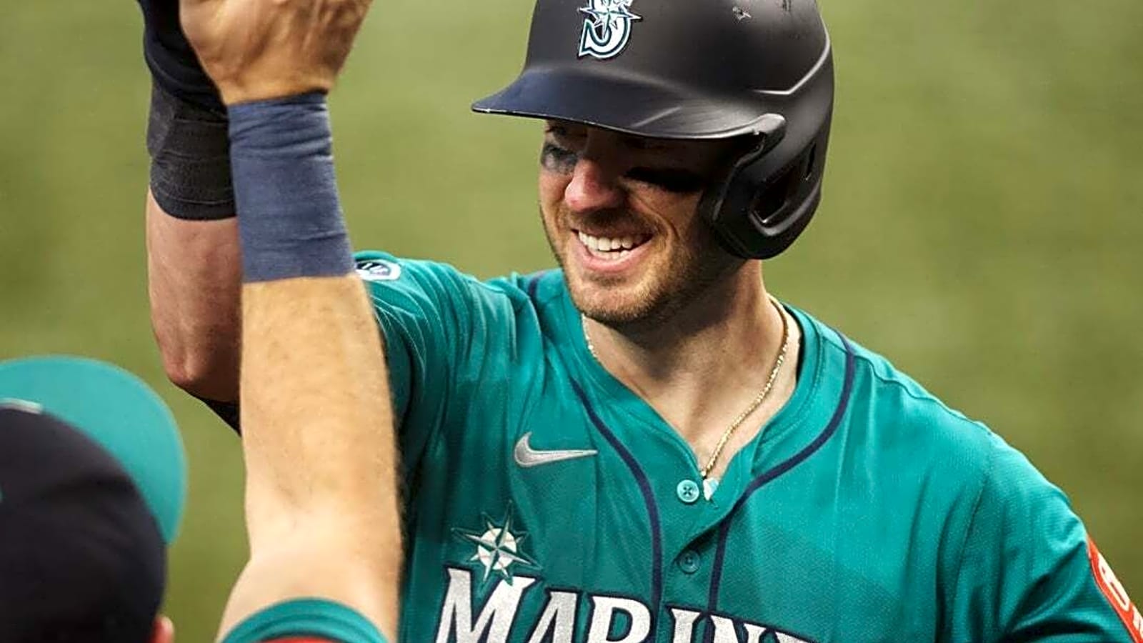 12th-inning uprising carries Mariners over Rangers