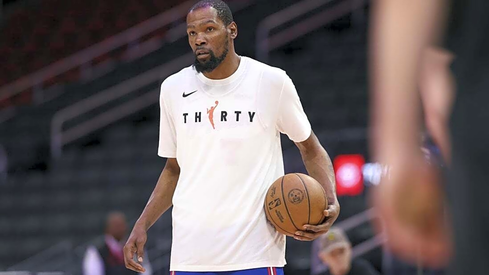 Rockets open series vs. Lakers without star Kevin Durant (knee)