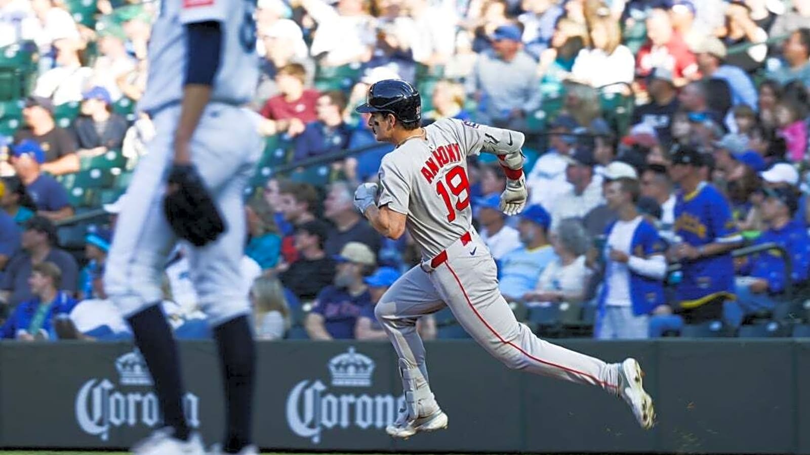 Roman Anthony hits 1st MLB homer as Red Sox blank Mariners