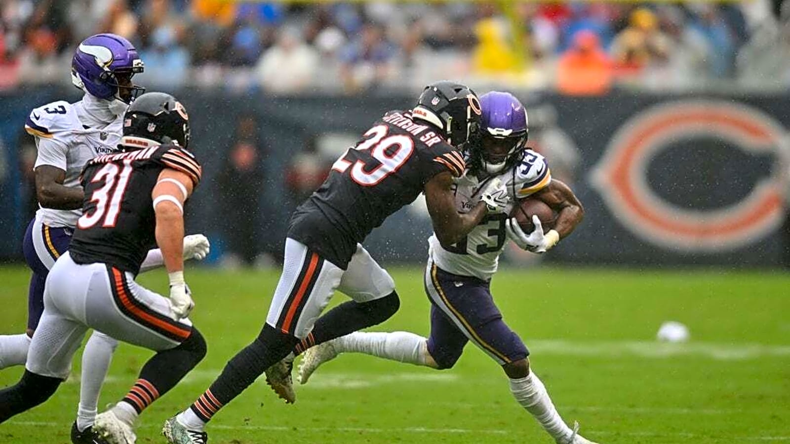 Vikings stifle Bears, who lose Caleb Williams to injury