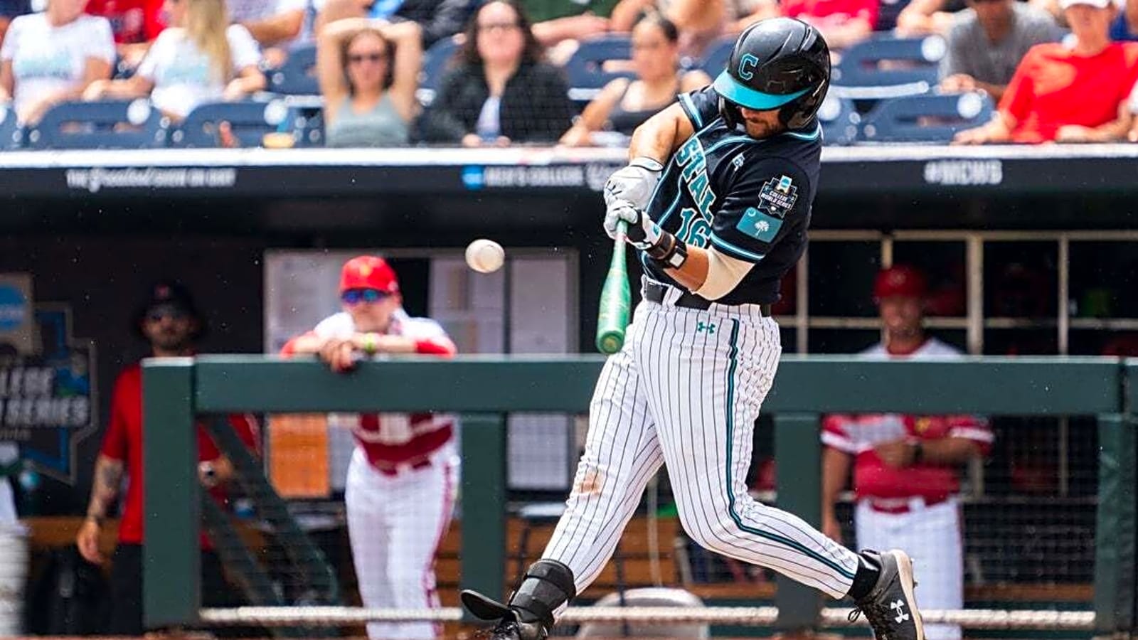 Chanticleers erupt in 1st, beat Cardinals to advance to MCWS championship