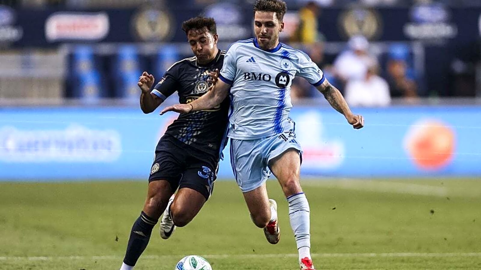 Union hold off CF Montreal to remain atop MLS standings