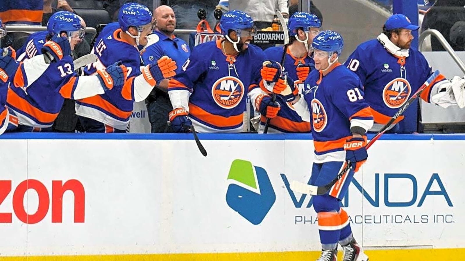 Ondrej Palat's goal in Islanders debut keys win over Rangers