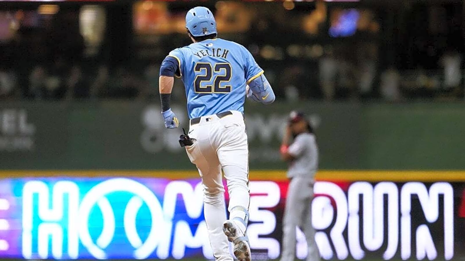 Against Nationals, Brewers go for sixth consecutive win