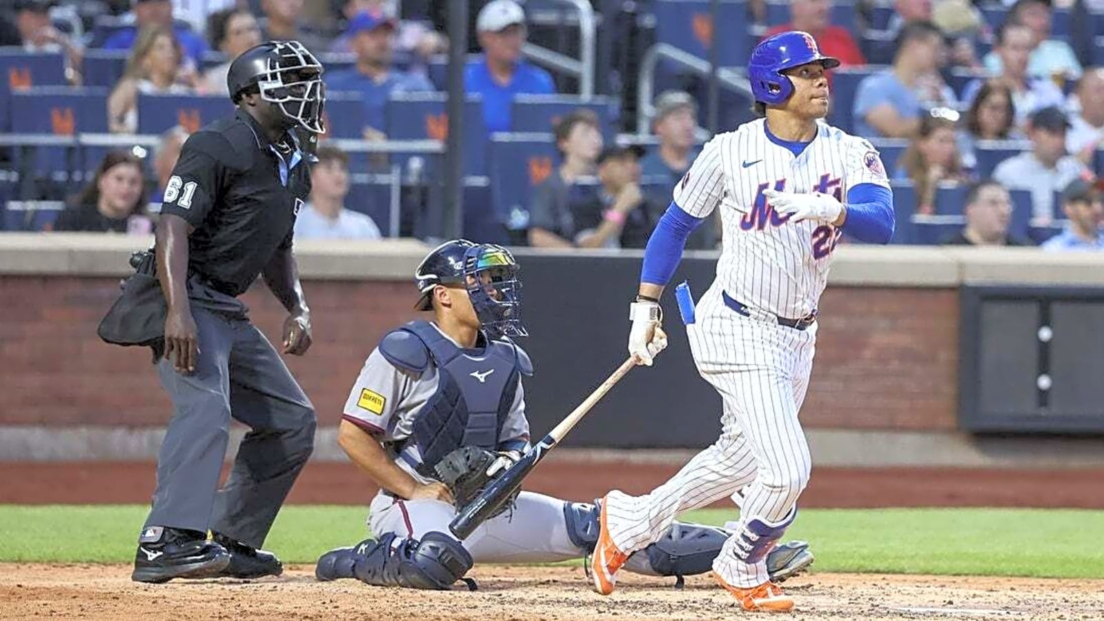 Juan Soto (2 HRs) sets MLB record as Mets drop Braves