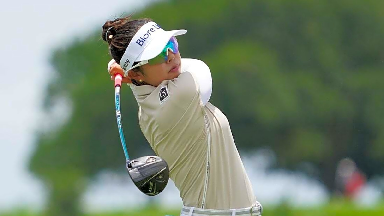 Miyu Yamashita rides stellar 65 into Women&#39;s Open lead