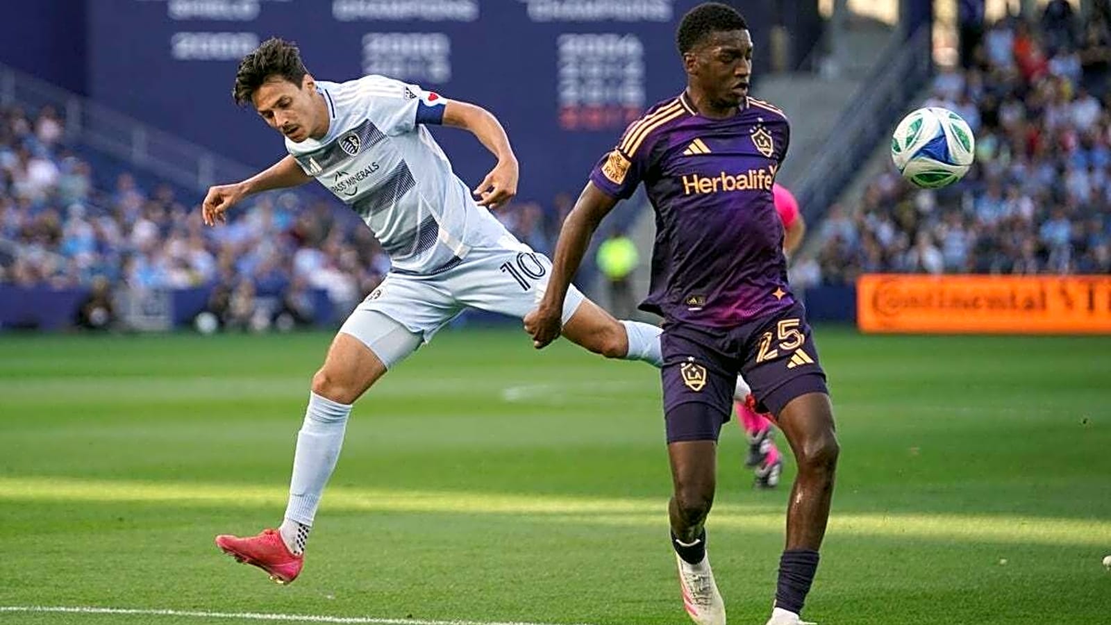 Sporting Kansas City beat Galaxy without taking a shot