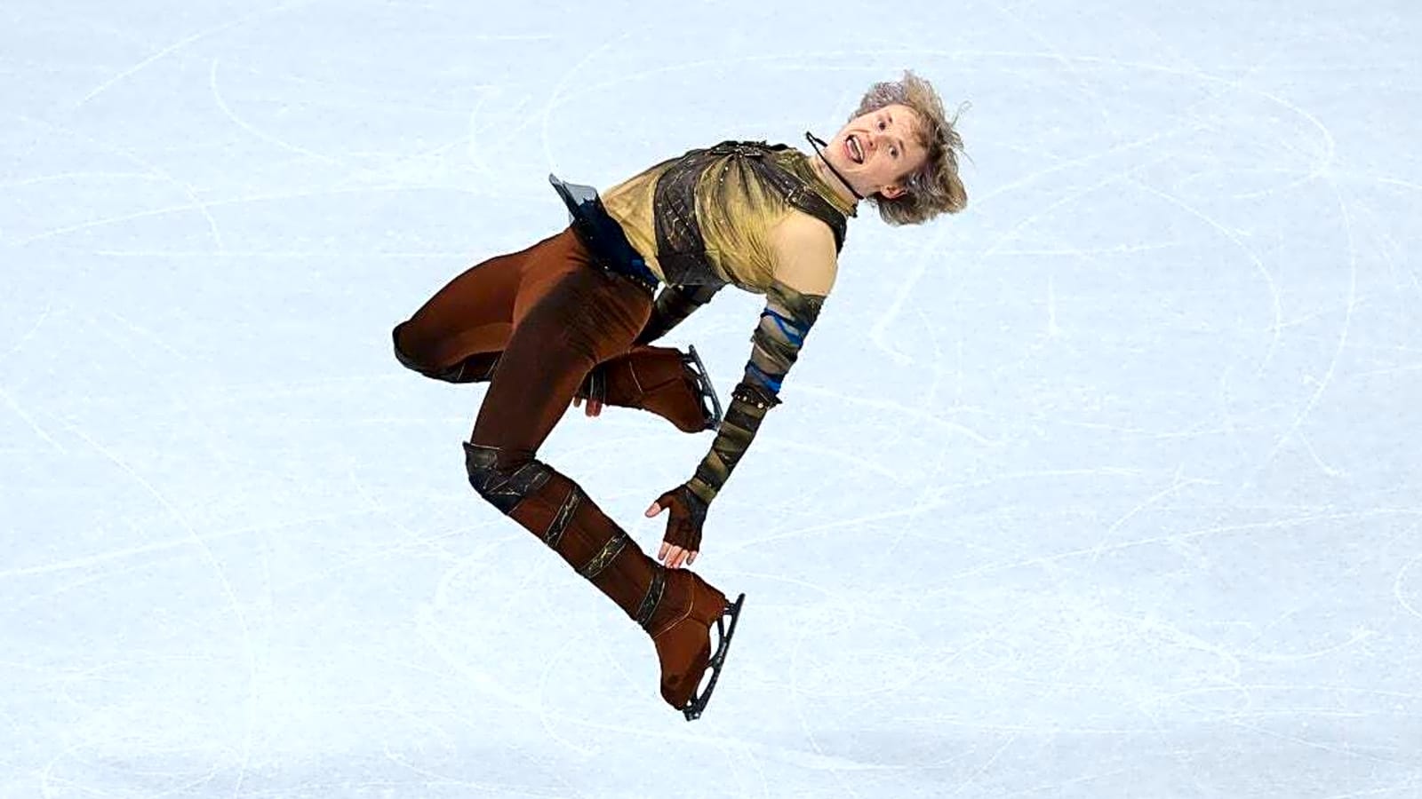 Ilia Malinin surges into lead with thrilling short program