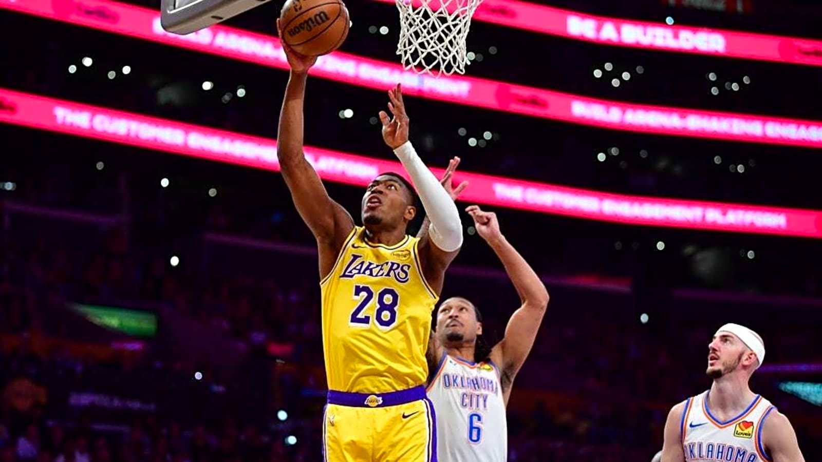 Injury-plagued Lakers look to regroup vs. Warriors