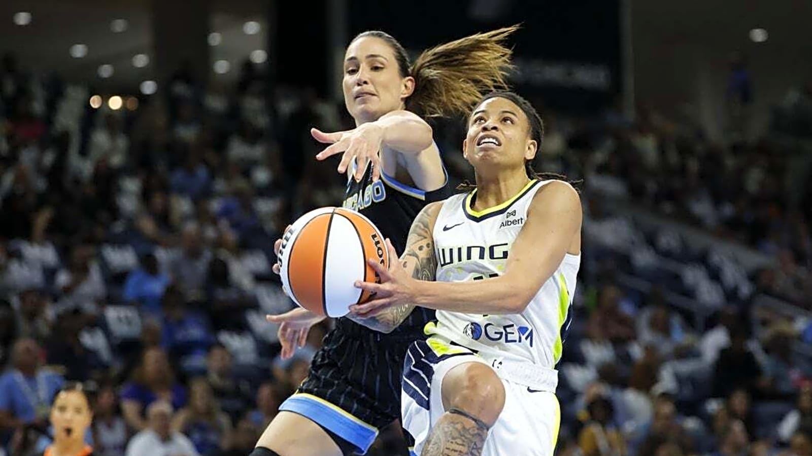 Rebecca Allen&#39;s hot shooting gives Sky season sweep of Wings
