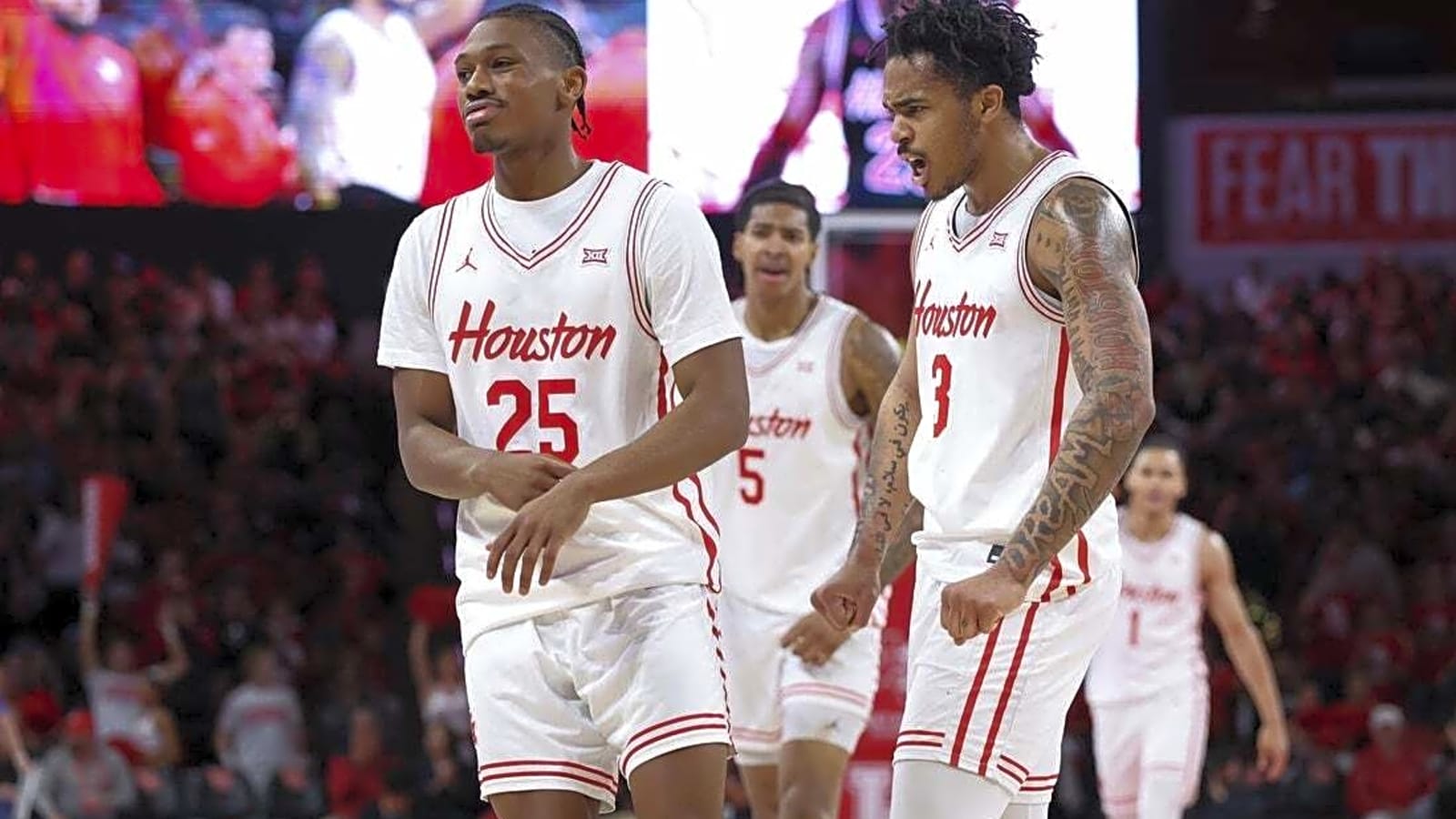 No. 8 Houston chases spirited effort vs. Cincinnati