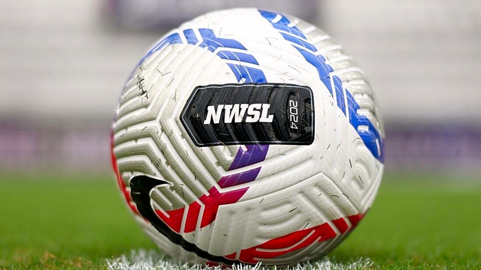 Late Ludmila hat trick earns Stars home draw vs. Courage