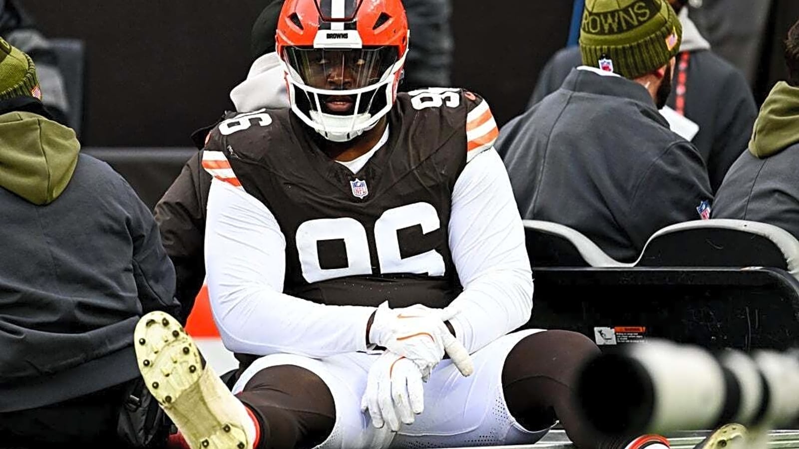 Browns DT Maliek Collins (quad) out for season