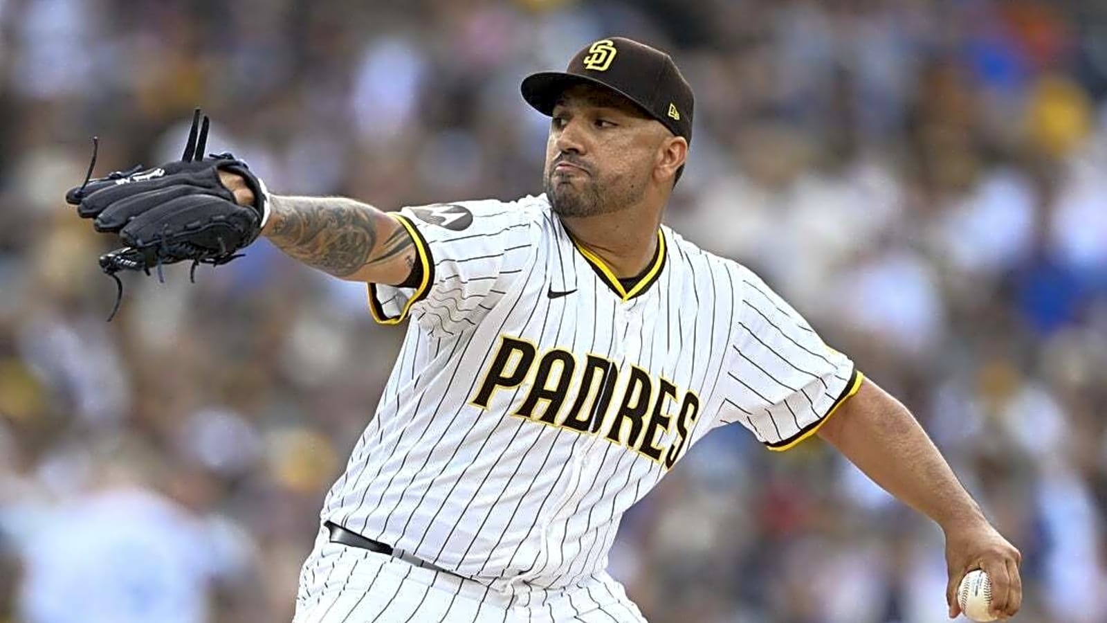 Nester Cortes shuts down Dodgers, Padres move into first