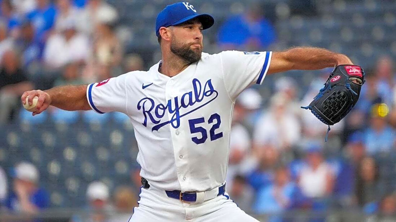 After 'exhausting series,' Cards head home to face Royals
