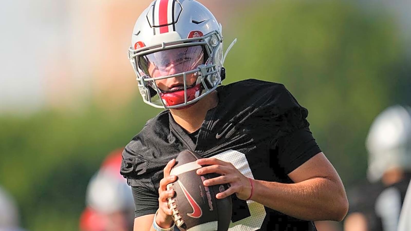 Just Sayin: Ohio State to start five-star QB recruit vs. Arch Manning, Texas