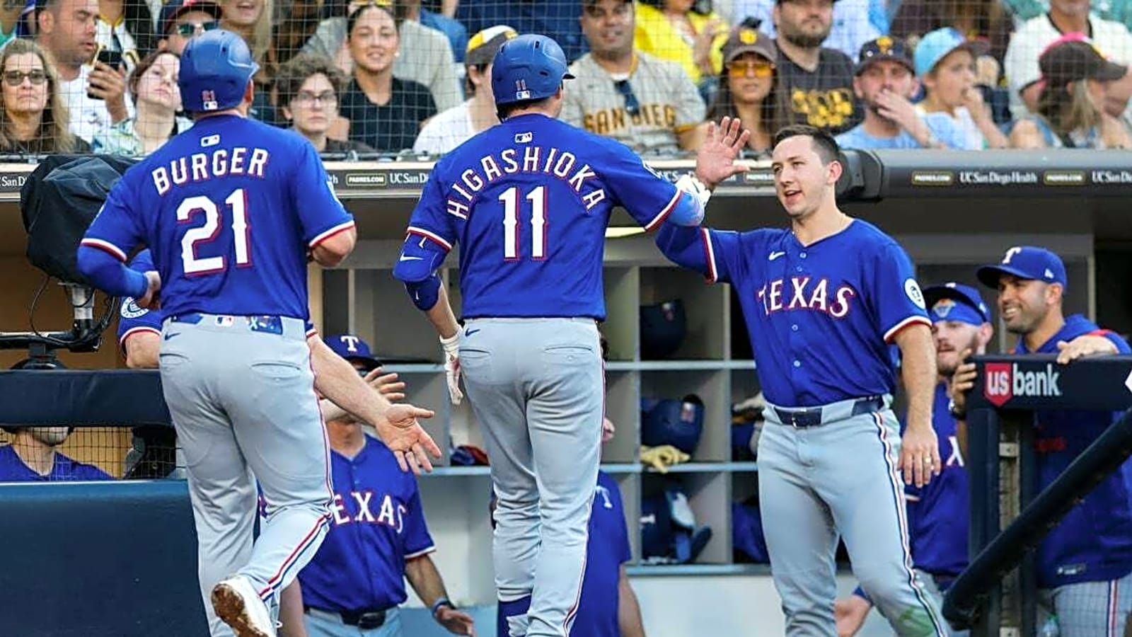 Rangers strive for clutch hitting in rubber game vs. Padres