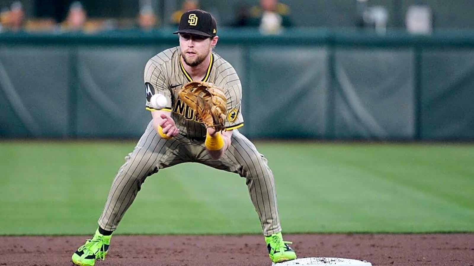 Padres activate 2B Jake Cronenworth (rib) from IL