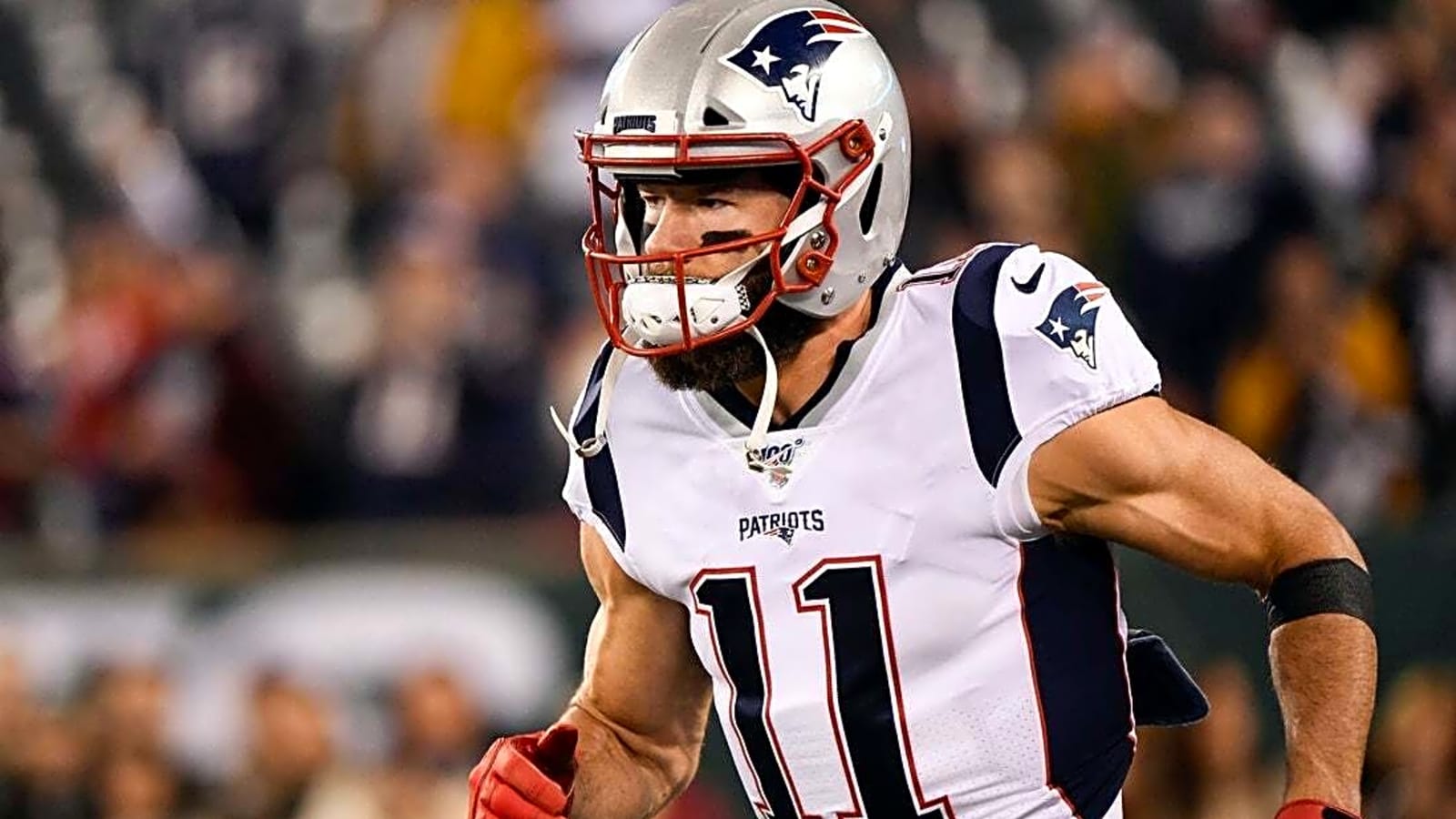 Fans vote WR Julian Edelman into Pats&#39; Hall of Fame