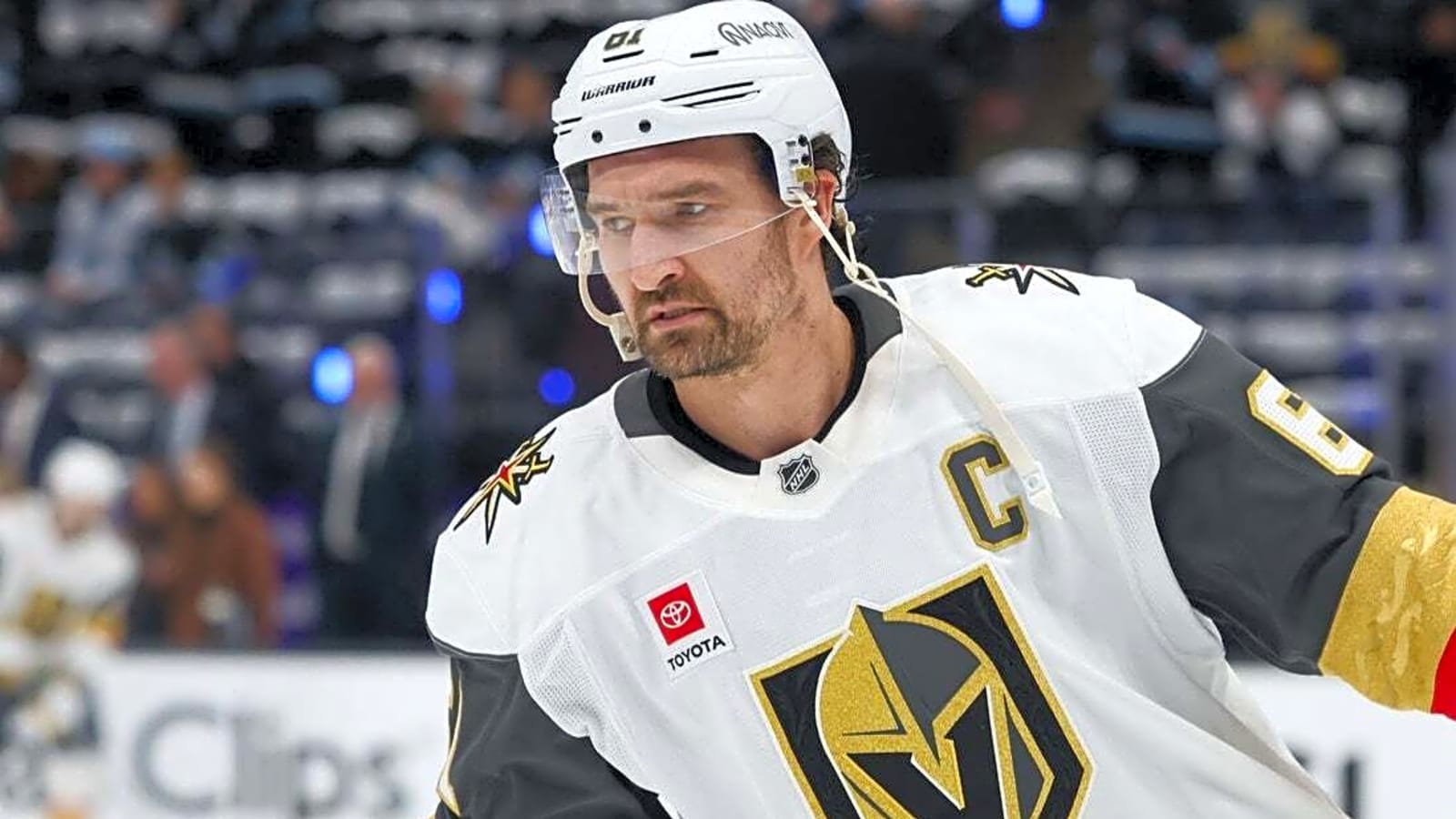 Vegas captain Mark Stone signs 2-year, $18M extension