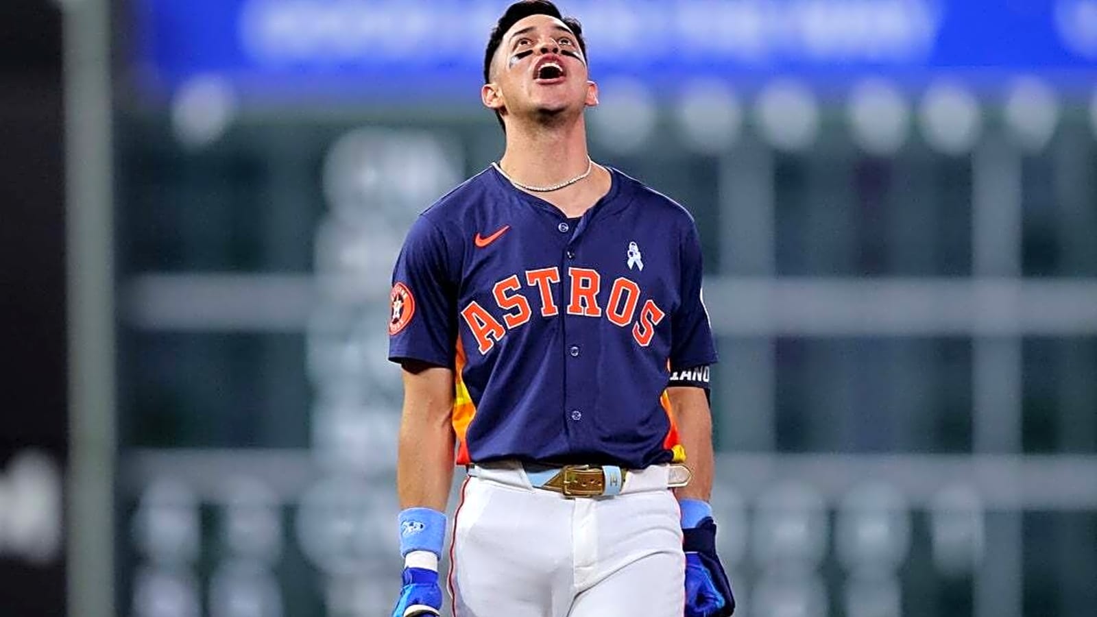 Ascending Astros ride momentum into series opener vs. A&#39;s