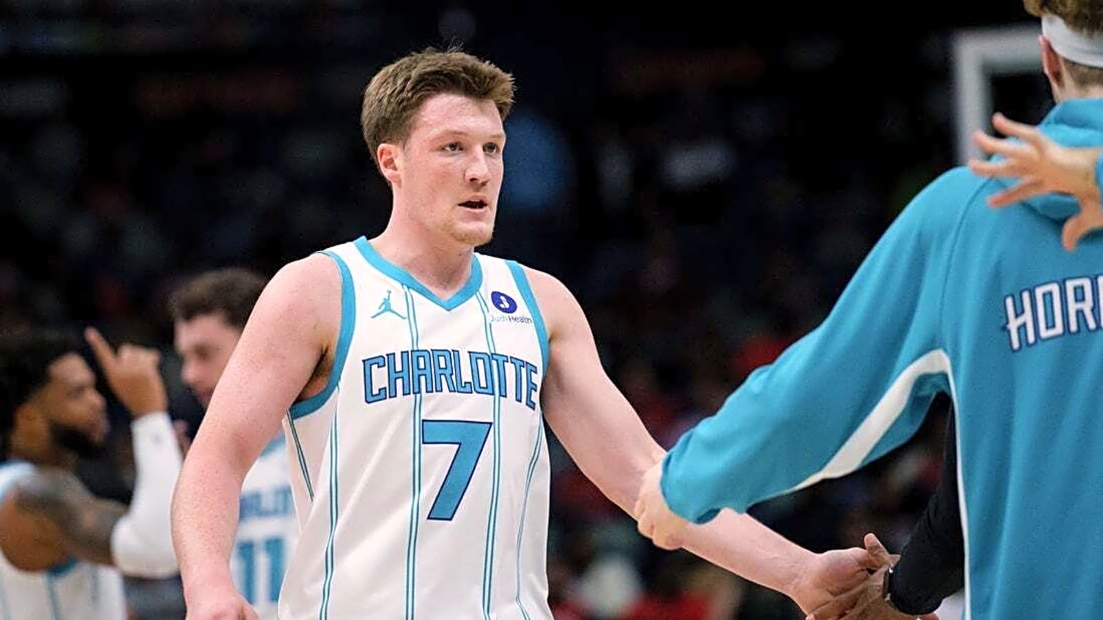 Spiraling Hornets, Clippers both seeking turnaround