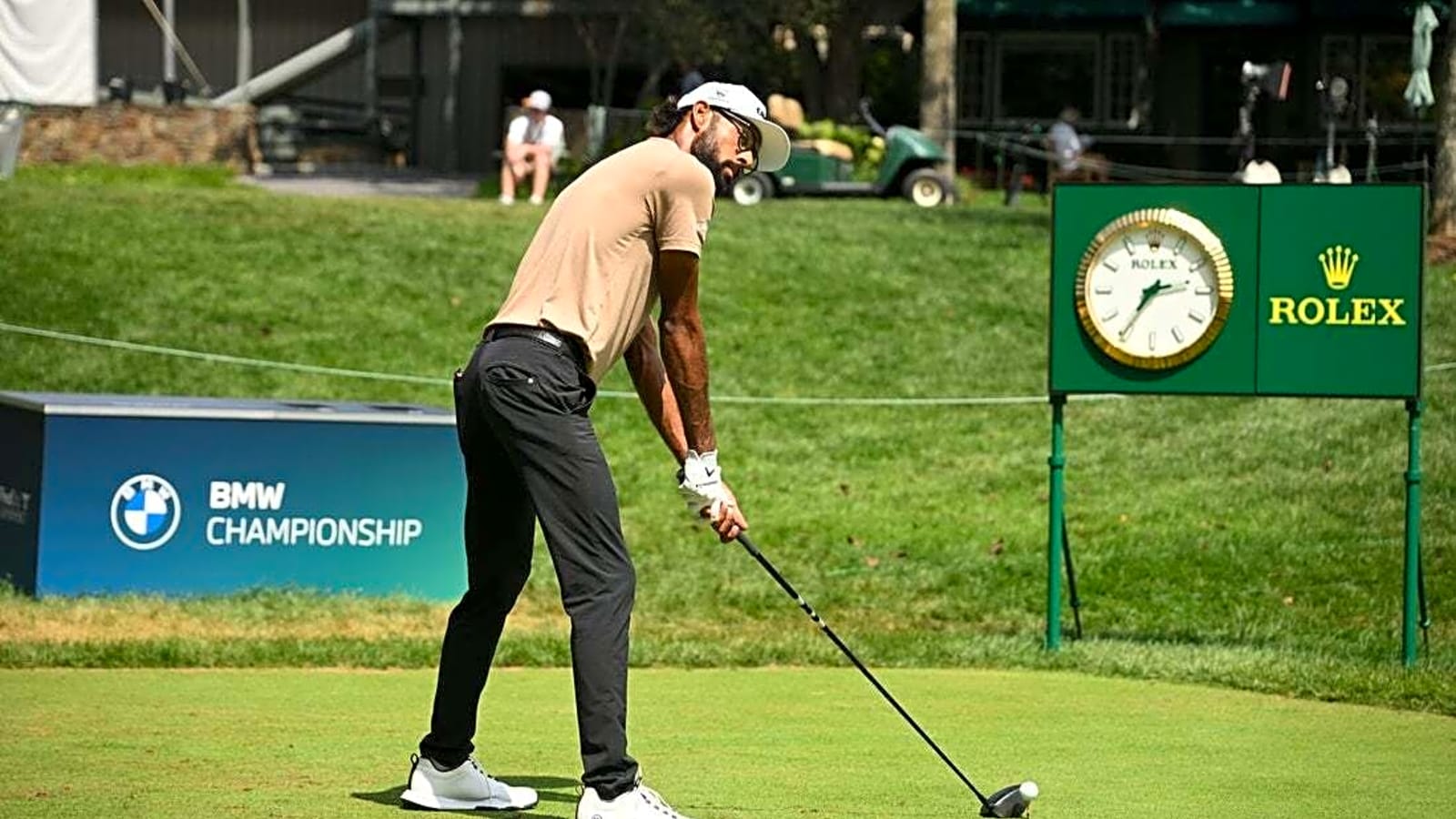 BMW hole-in-one could lift Akshay Bhatia into Tour Championship