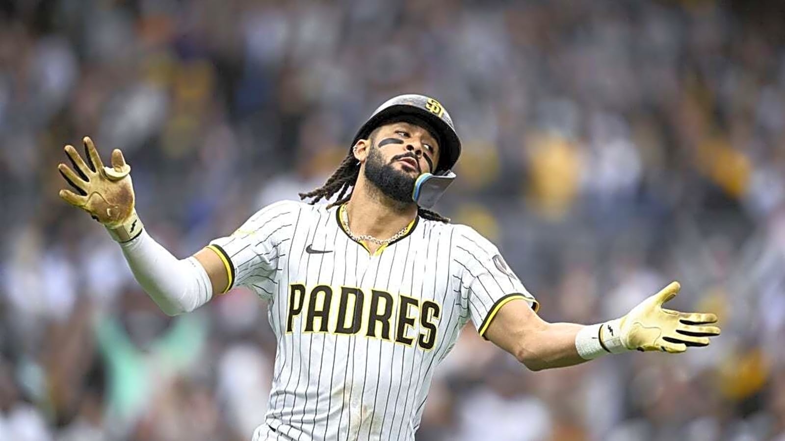 Fernando Tatis Jr.&#39;s HR backs Dylan Cease as Padres top Royals