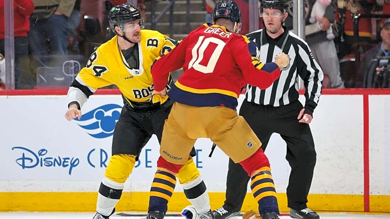 Anton Lundell has big night as Panthers edge Bruins