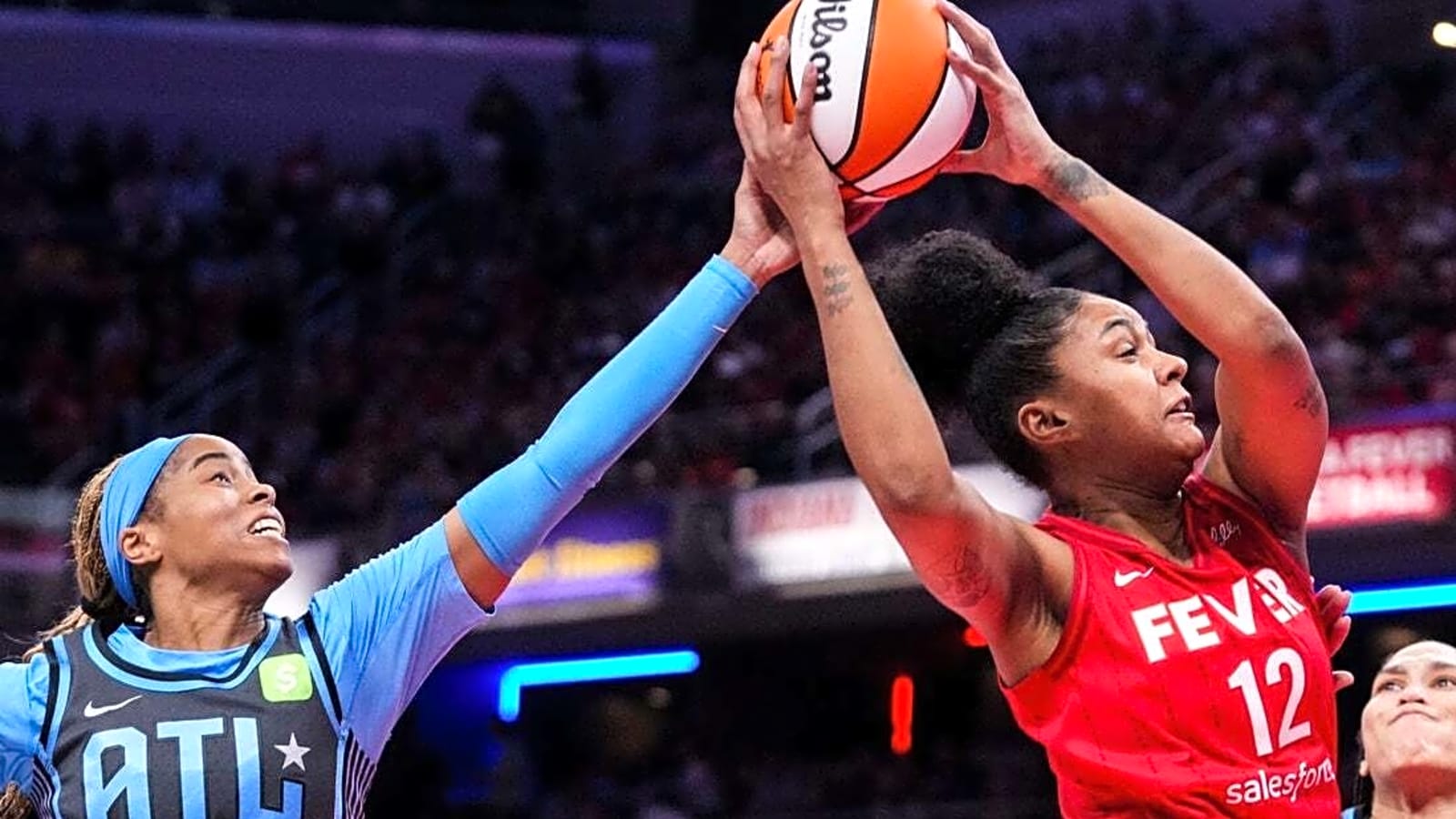 Kelsey Mitchell, Fever pull out win over Dream despite Jordin Canada&#39;s 30