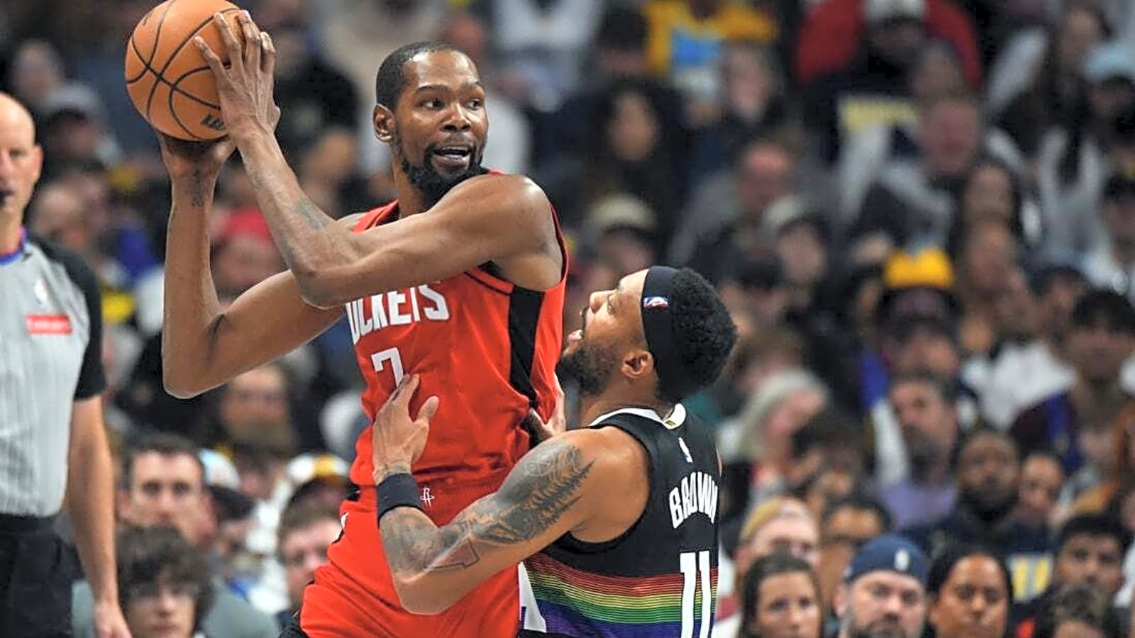 Rockets seek more road success against Kings