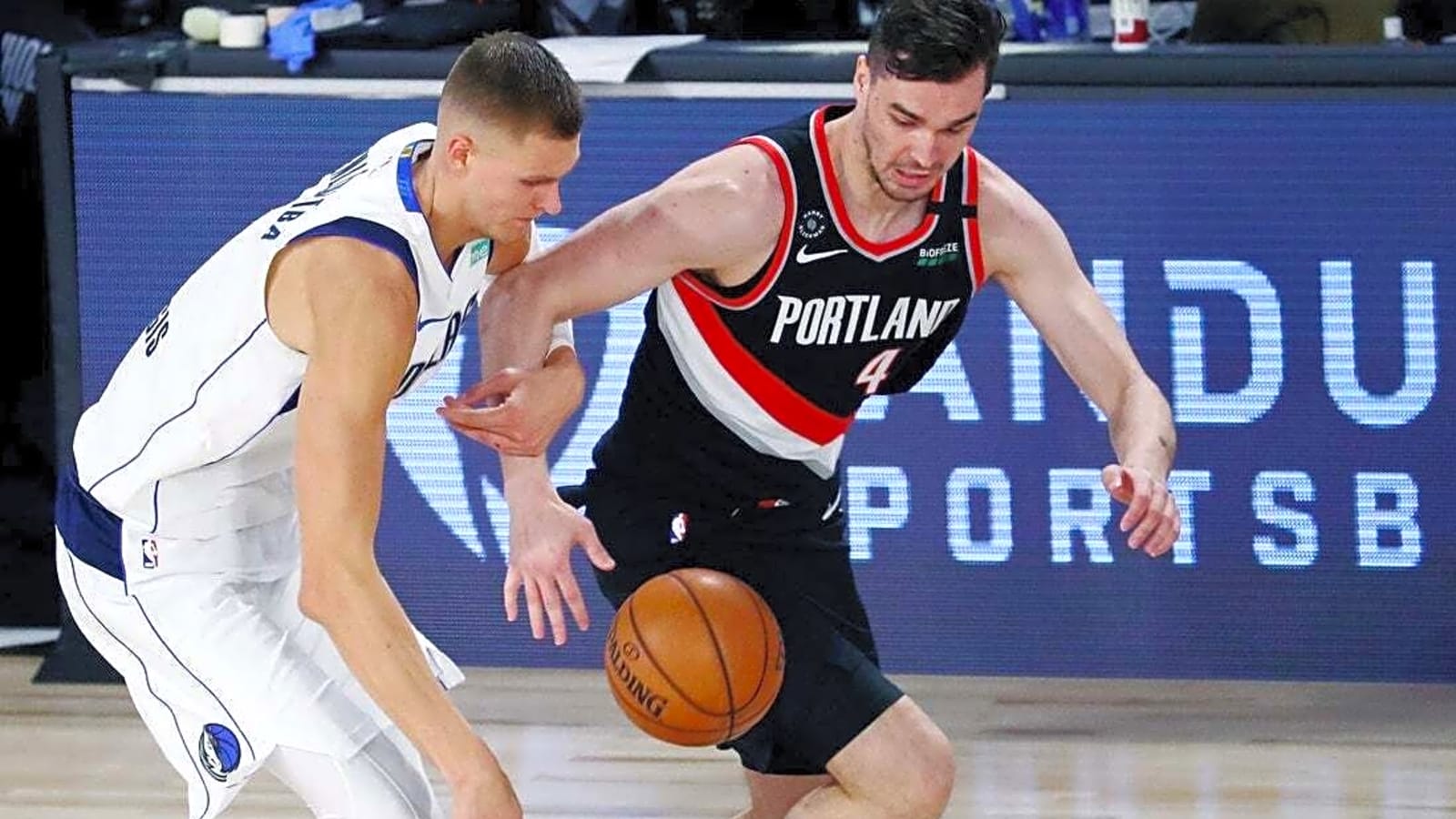 Mario Hezonja back in NBA, signs deal with Cavs
