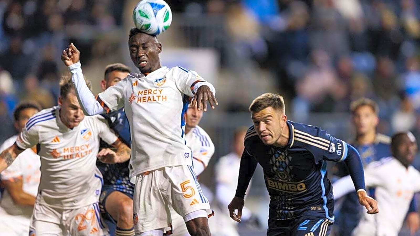 FC Cincinnati sign M Obinna Nwobodo to extension