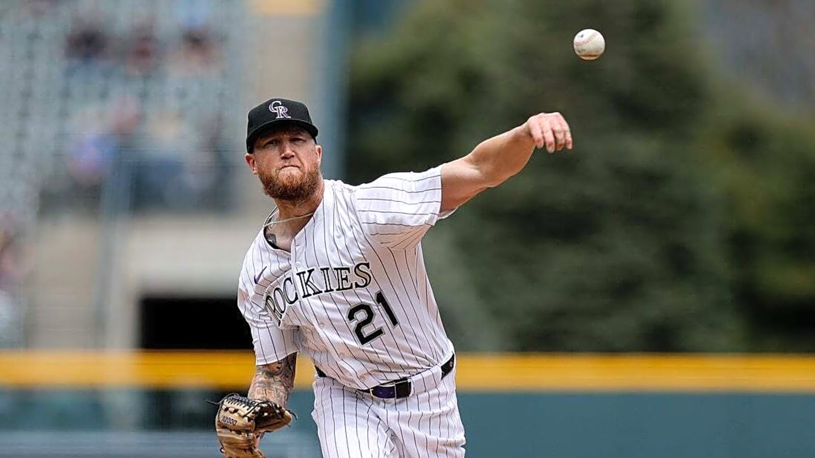 Rockies&#39; starter Kyle Freeland exits with finger injury