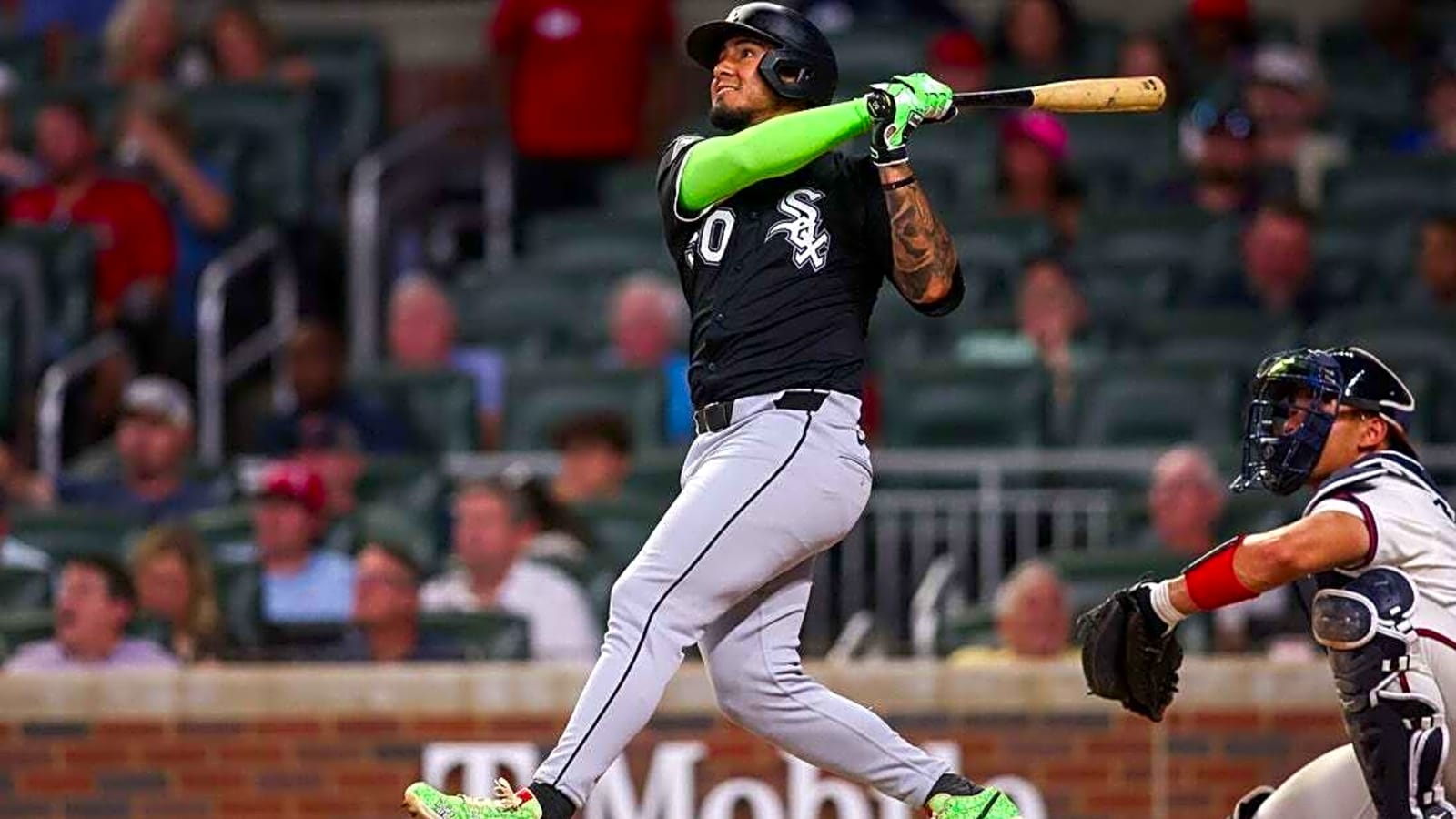 White Sox notch season-high 13 runs in win over Braves