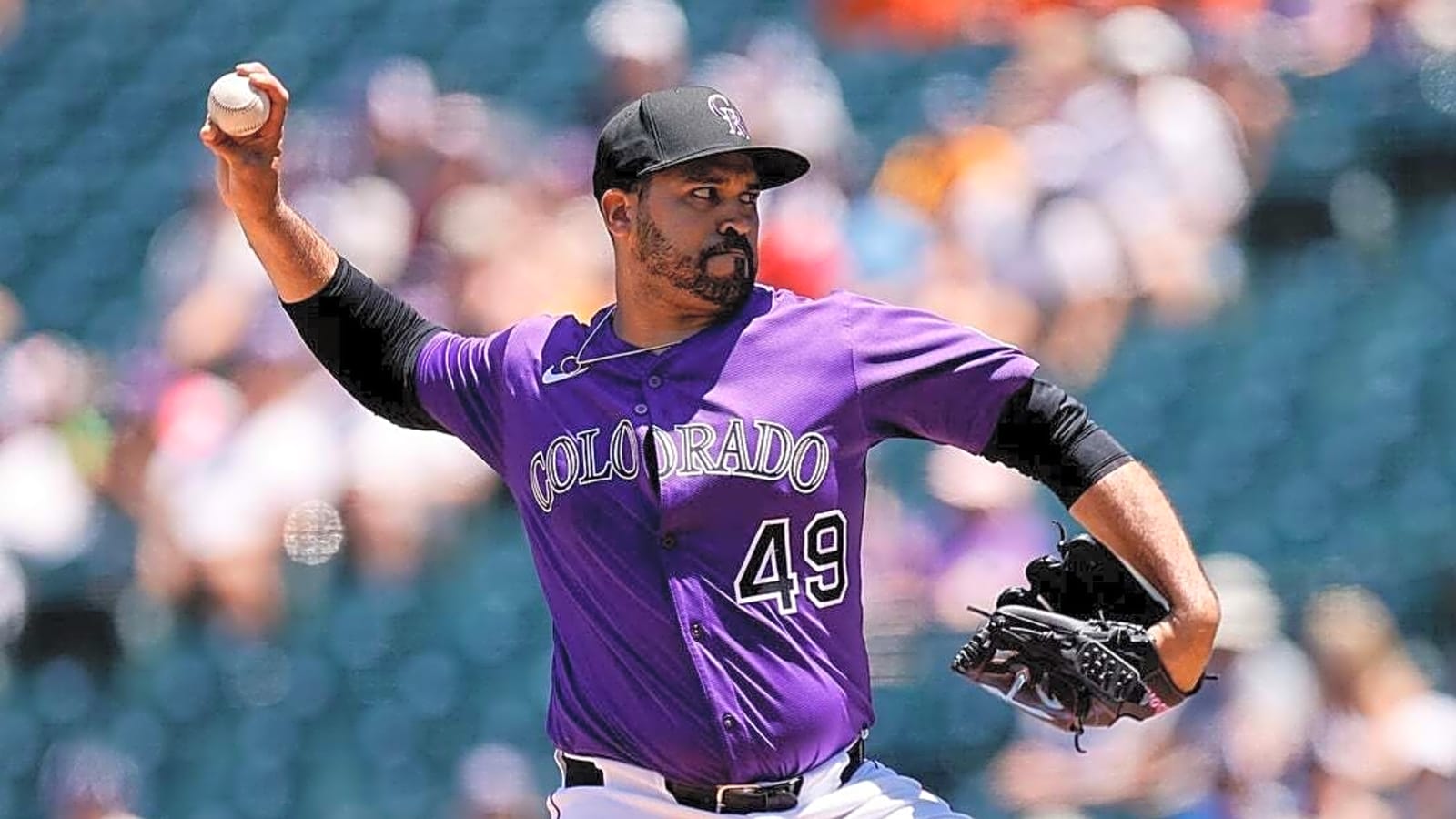 Rockies turn to Antonio Senzatela in bid to even set vs. Brewers
