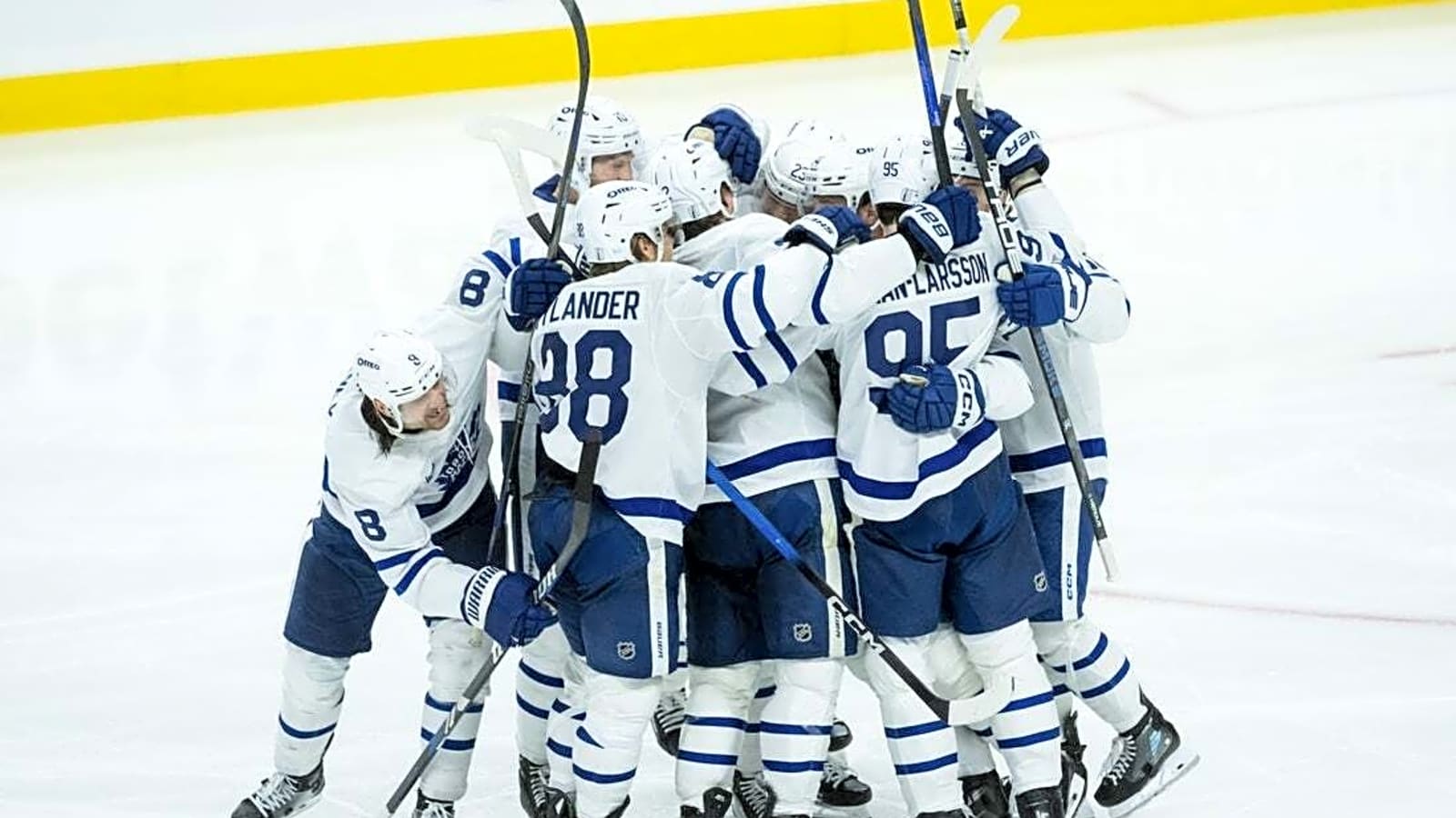 Maple Leafs take 3-0 series lead vs. Senators on latest OT win