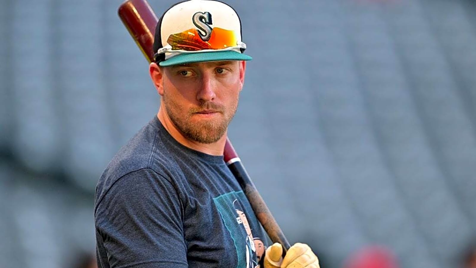Mariners activate IF Luke Raley, place RHP Logan Evans on IL
