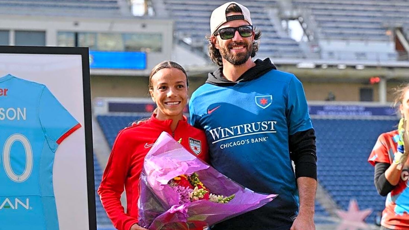 Soccer star Mallory Swanson, husband Dansby expecting first child