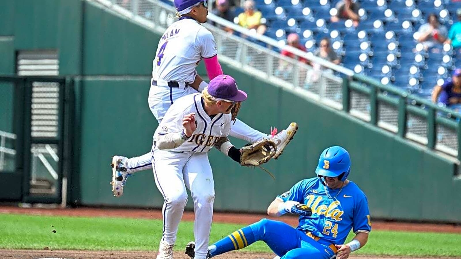LSU improves to 2-0, hands UCLA first loss at MCWS