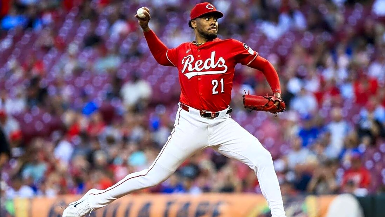 Reds&#39; Hunter Greene stifles Cubs in 1-hit shutout