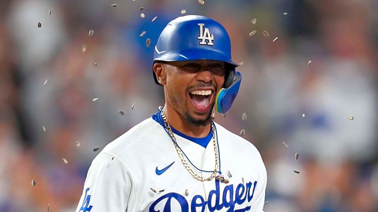 Ailing Dodgers look to complete series sweep against Giants