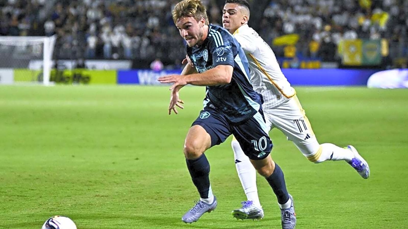 Sounders shut out Galaxy, charge into Leagues Cup final