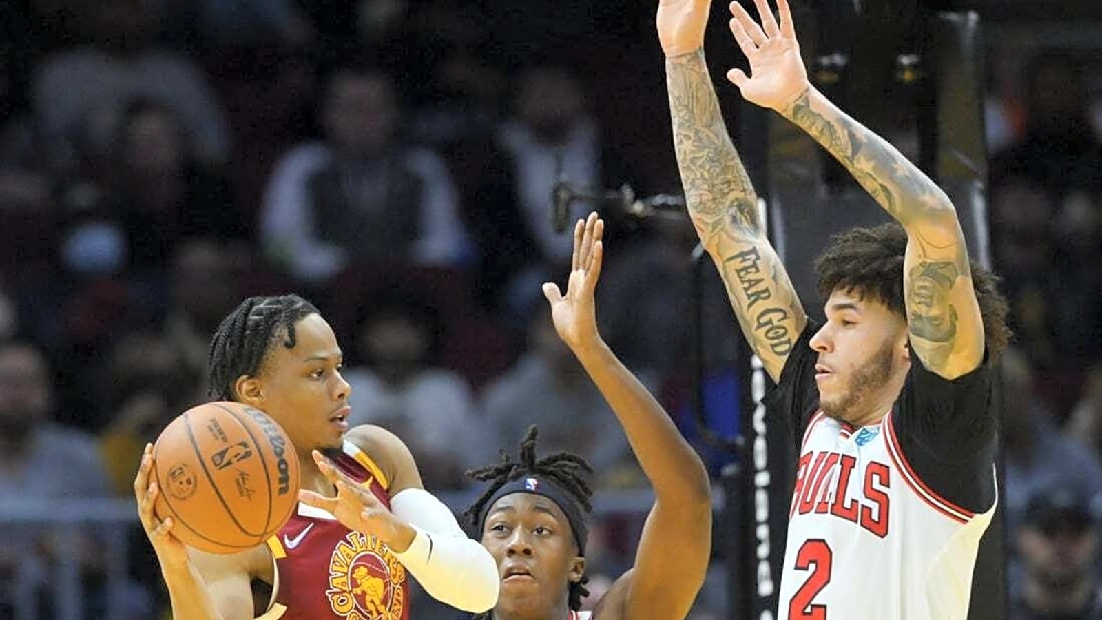 Report: Cavaliers acquiring Lonzo Ball from Bulls