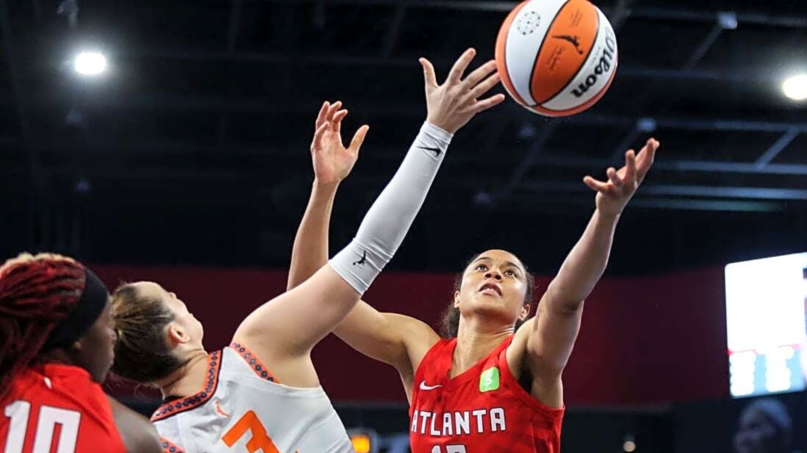 Short-handed Dream ride big 2nd half to put away Sun