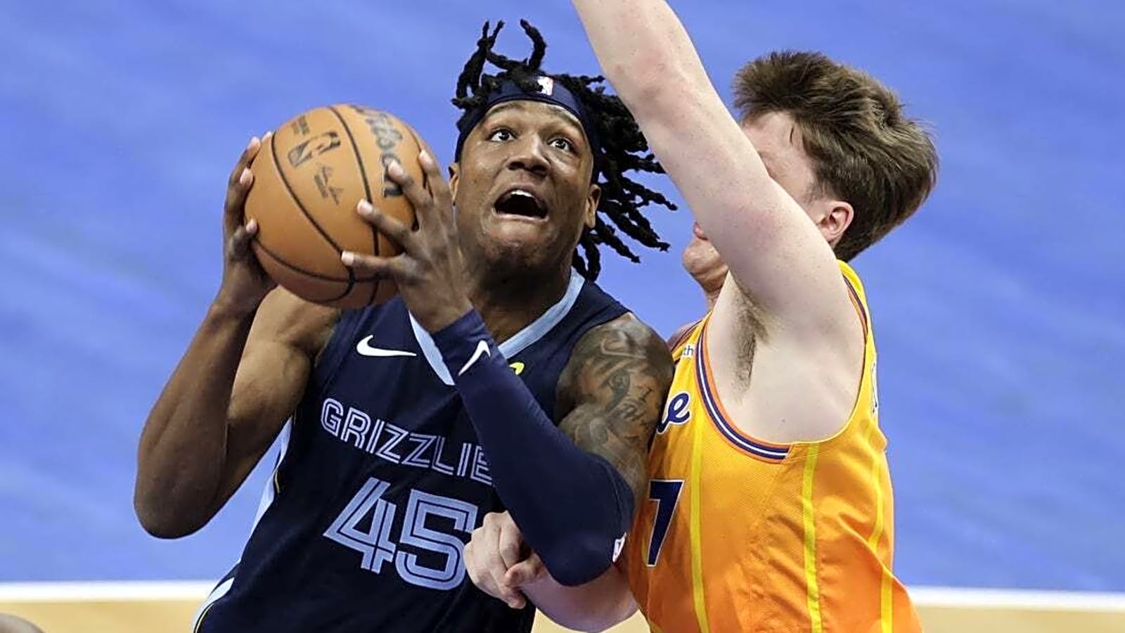 LaMelo Ball, Hornets continue strong stretch, roll past Grizzlies