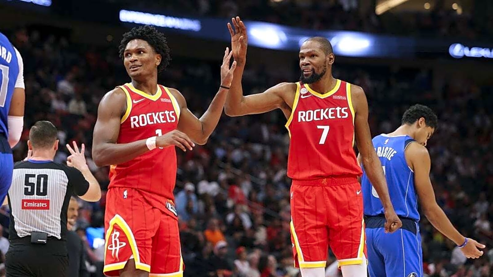 Rockets' dominant second quarter sinks Mavs in season opener