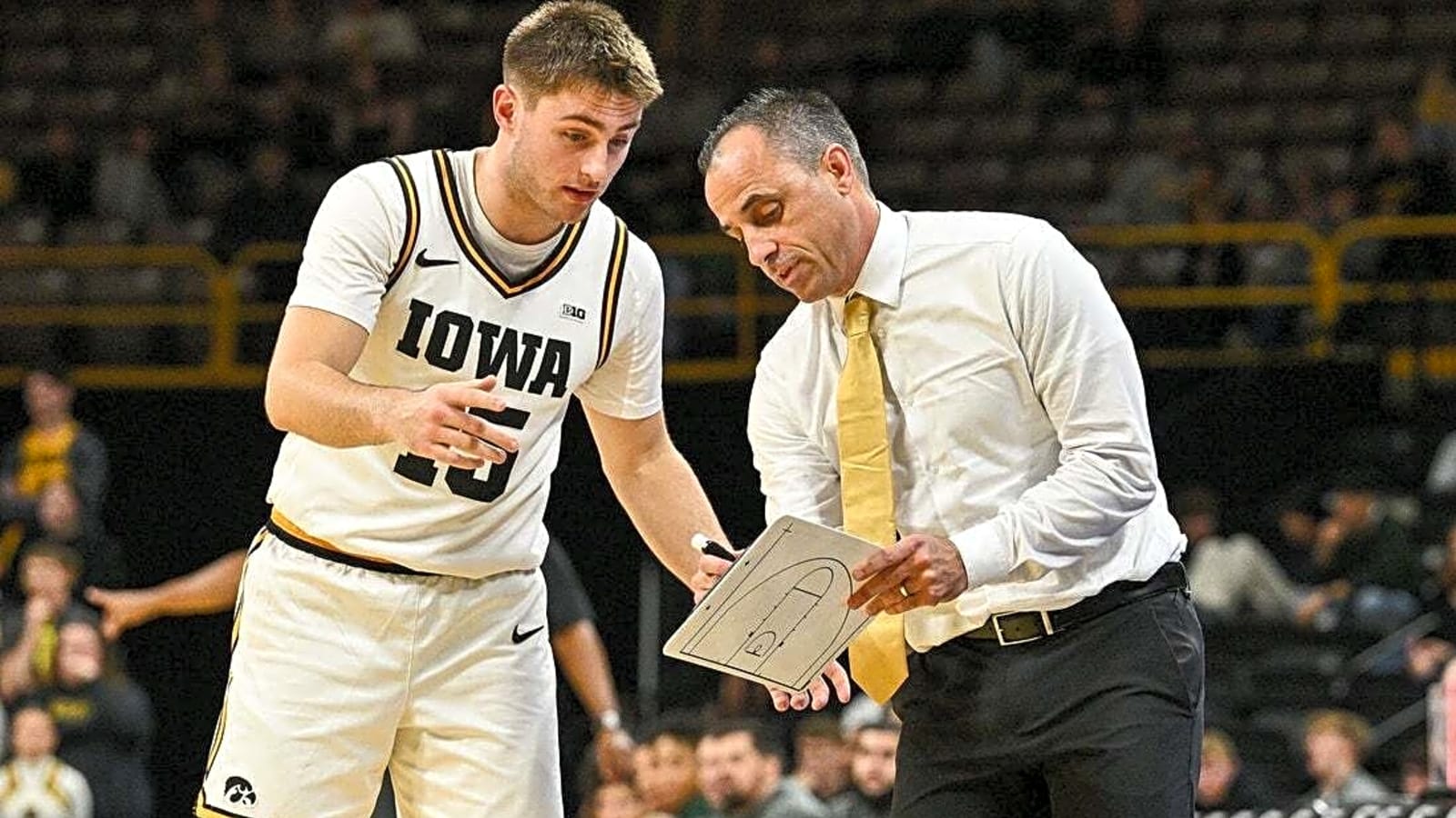 Iowa speeds past winless Chicago State