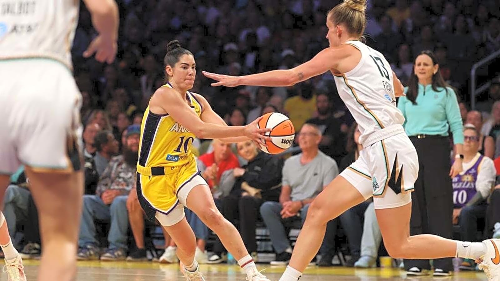 Sparks look to regain momentum when they clash with Wings